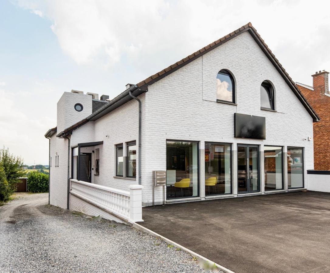 Smart Bnb - Hotel Battice Zewnętrze zdjęcie