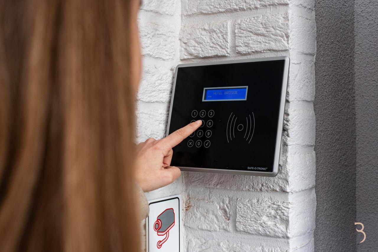 Smart Bnb - Hotel Battice Zewnętrze zdjęcie